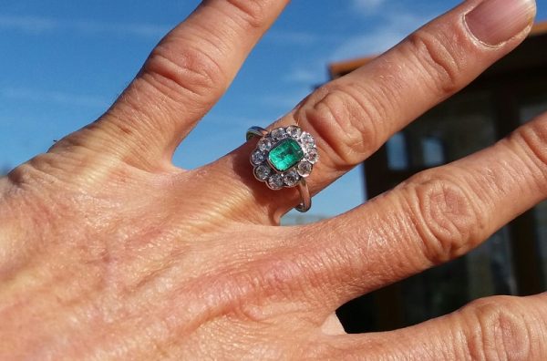 Vibrant Emerald & old cut diamond ring