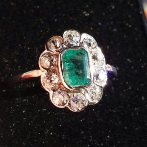Wonderful rose gold cluster with vibrant Columbian Emerald & old cut diamonds