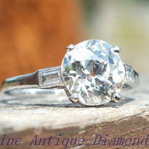 Outstanding old cut diamond ring