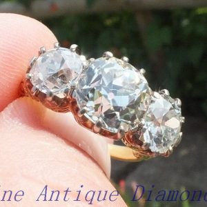 Exceptional old cut diamond ring