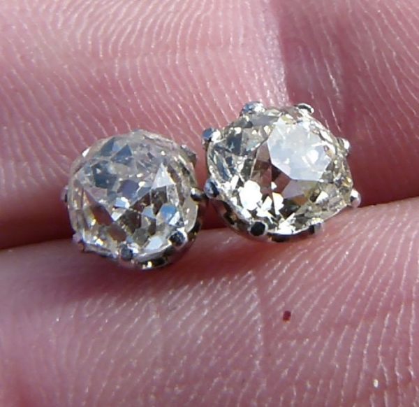 Old cushion cut stud diamond earrings 2.15ct