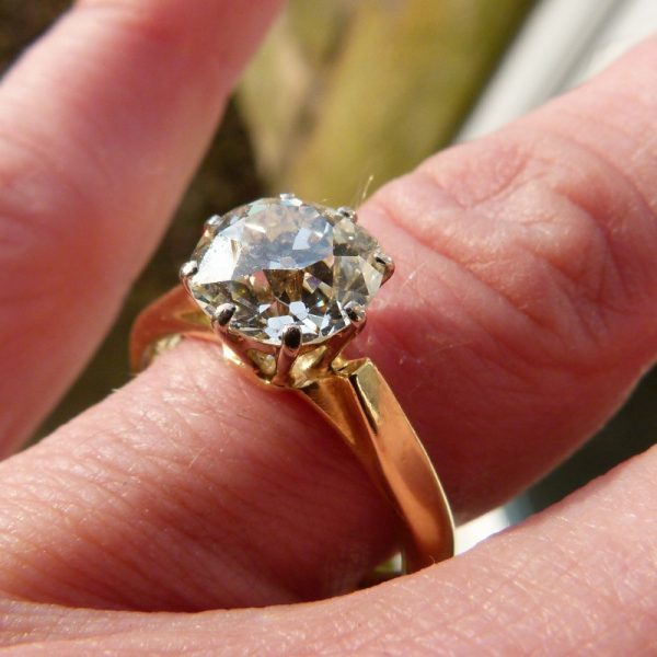 Elegant 2.23ct old cut diamond solitaire ring
