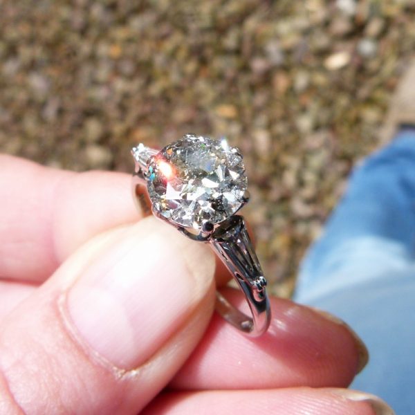 Antique old cut diamond solitaire ring 2.50ct