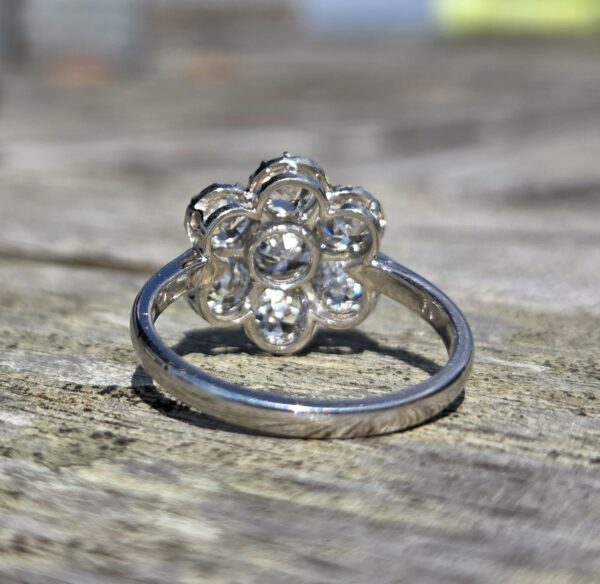 An incredible ring!! - Image 5