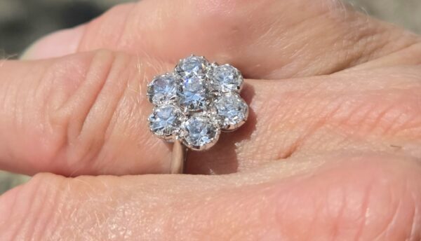 An incredible ring!! - Image 8