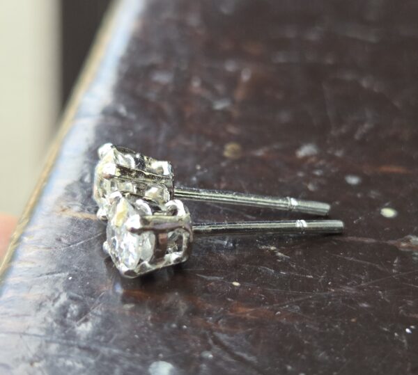 Platinum Antique Diamond Stud earrings - Image 4