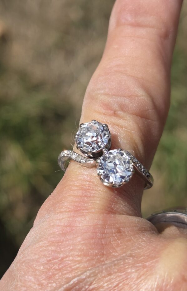SOLD. An Exception Old cut Diamond Moi et Toi/2 stone - Image 4