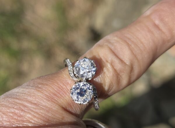 SOLD. An Exception Old cut Diamond Moi et Toi/2 stone - Image 2