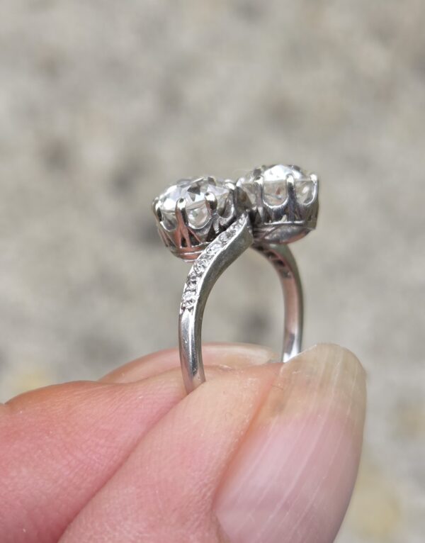 SOLD. An Exception Old cut Diamond Moi et Toi/2 stone - Image 16