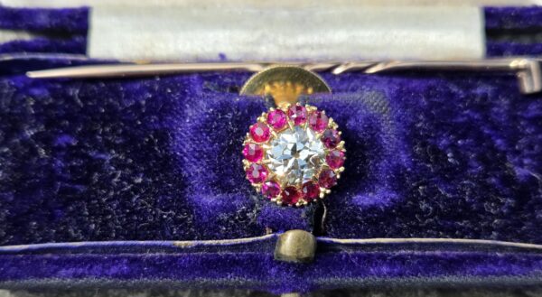 Incredibly rare Burma Ruby & Diamond Collar pin - Image 10
