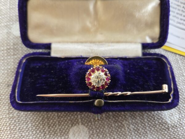 Incredibly rare Burma Ruby & Diamond Collar pin - Image 15