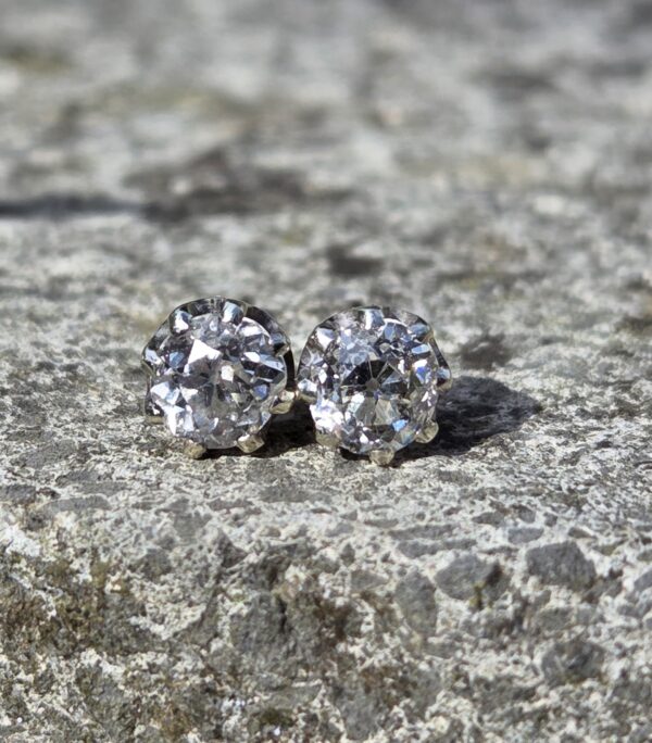 The perfect gift! Classic 1ct Old cut diamond stud earrings