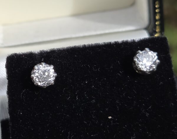 The perfect gift! Classic 1ct Old cut diamond stud earrings - Image 10