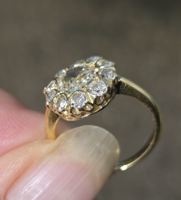 SOLD. Edwardian Cluster ring with Old Cut Diamonds - Image 9