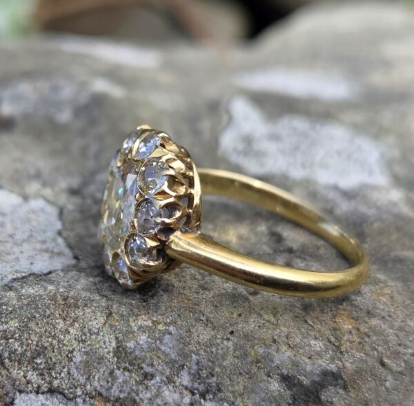 SOLD. Edwardian Cluster ring with Old Cut Diamonds - Image 6