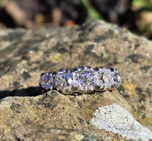 Rare 5 stone Diamond ring. - Image 8