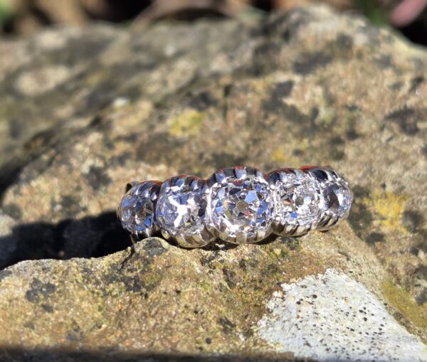 Rare 5 stone Diamond ring. - Image 7