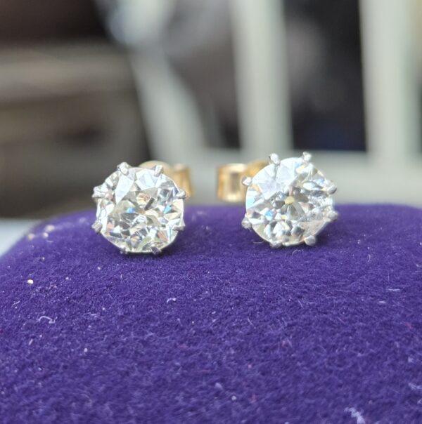 RESERVED. Rare Victorian old cut diamond stud earrings - Image 4