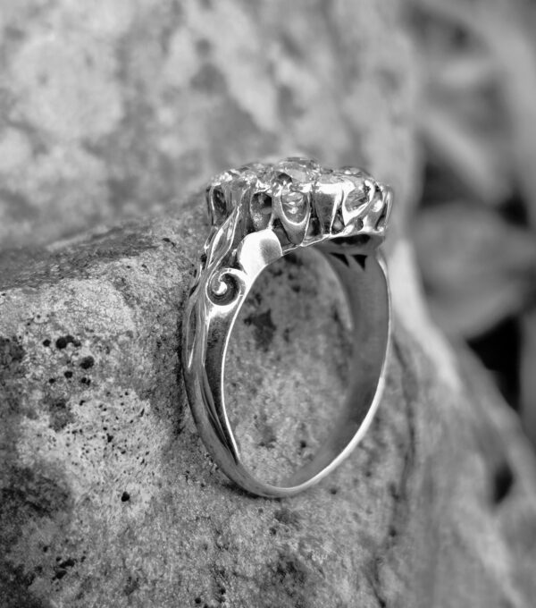 Rare old cut diamond Victorian ring - Image 5