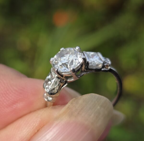 Fabulous Old cut Diamond Solitaire ring - Image 5