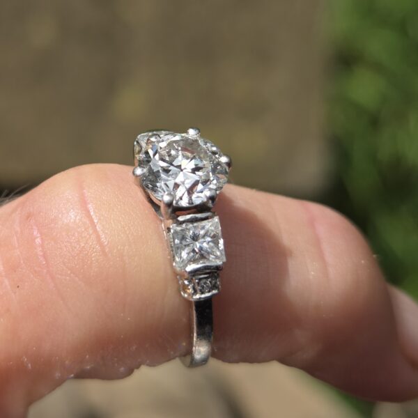 Fabulous Old cut Diamond Solitaire ring - Image 9