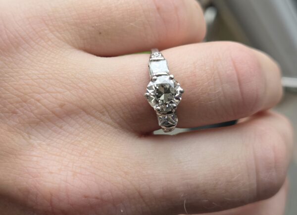 Fabulous Old cut Diamond Solitaire ring - Image 3