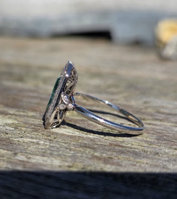 SOLD. Colombian Emerald &Diamond ring! - Image 4