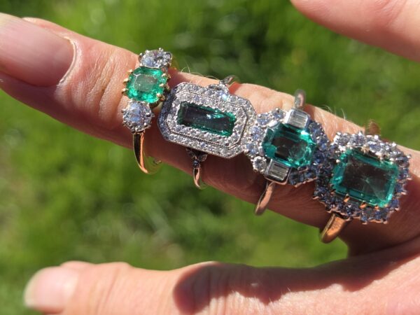 SOLD. Colombian Emerald &Diamond ring! - Image 12