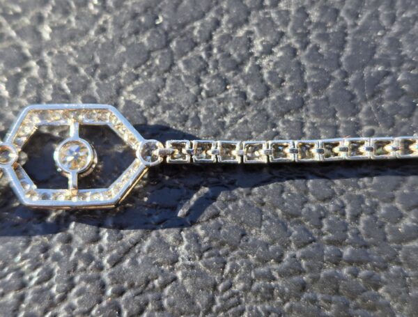Art Deco at its finest! Just look at the necklace! - Image 6