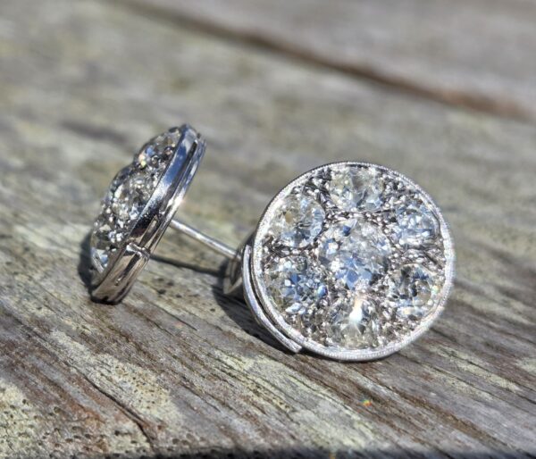 Exeptional Old Cut Diamond Stud earrings!!