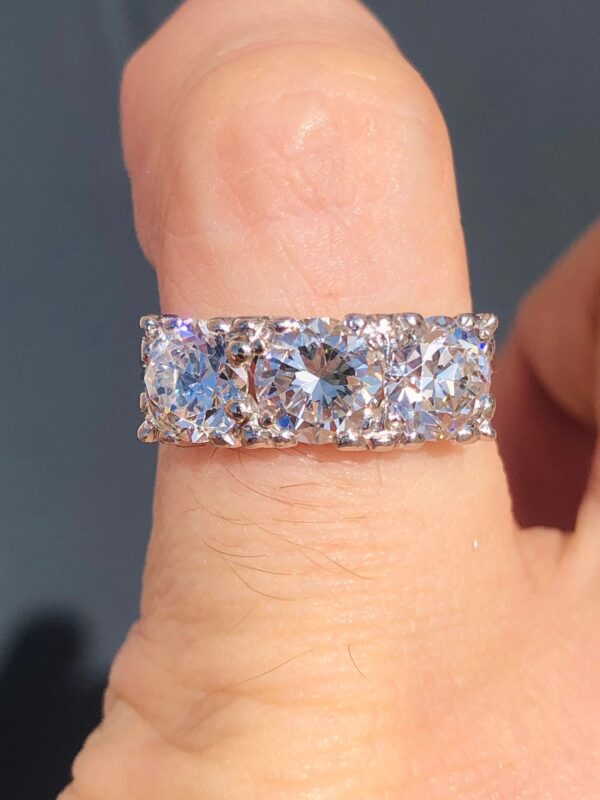 SOLD. Investment quality Trilogy ring - Image 2