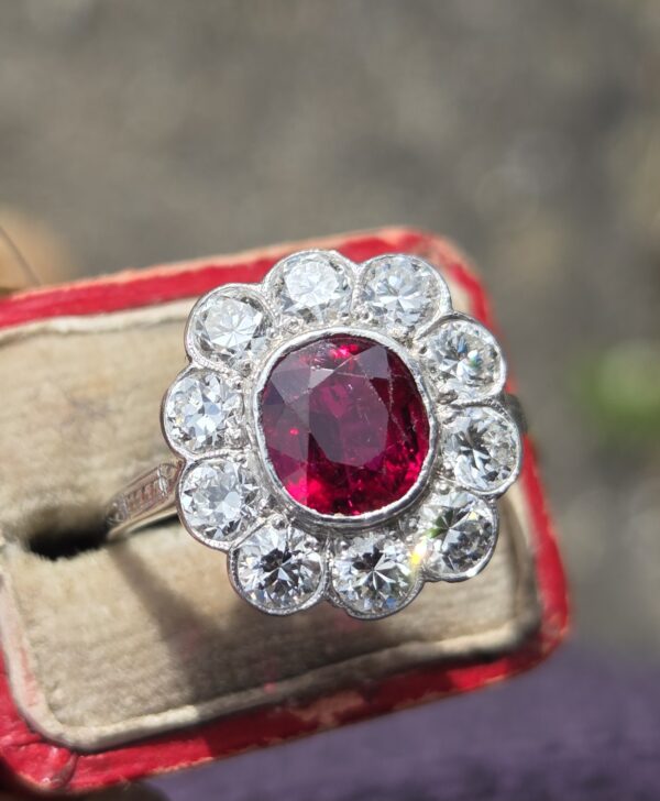 Of the highest quality! Ruby & Old cut diamond ring.