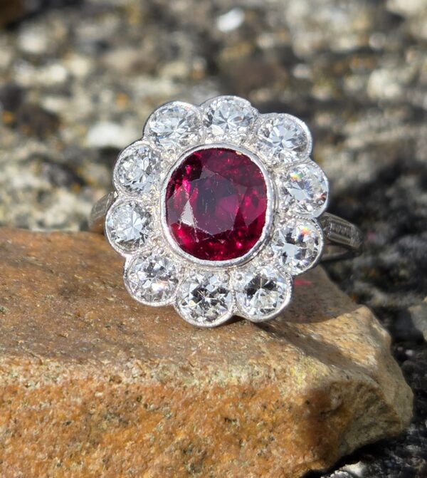 Of the highest quality! Ruby & Old cut diamond ring. - Image 2