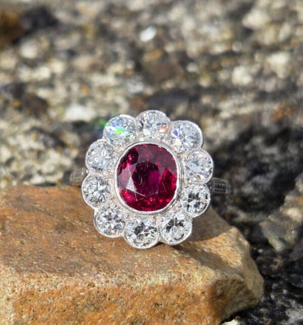 Of the highest quality! Ruby & Old cut diamond ring. - Image 3