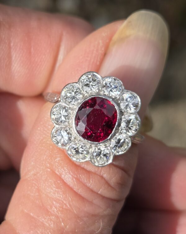 Of the highest quality! Ruby & Old cut diamond ring. - Image 4