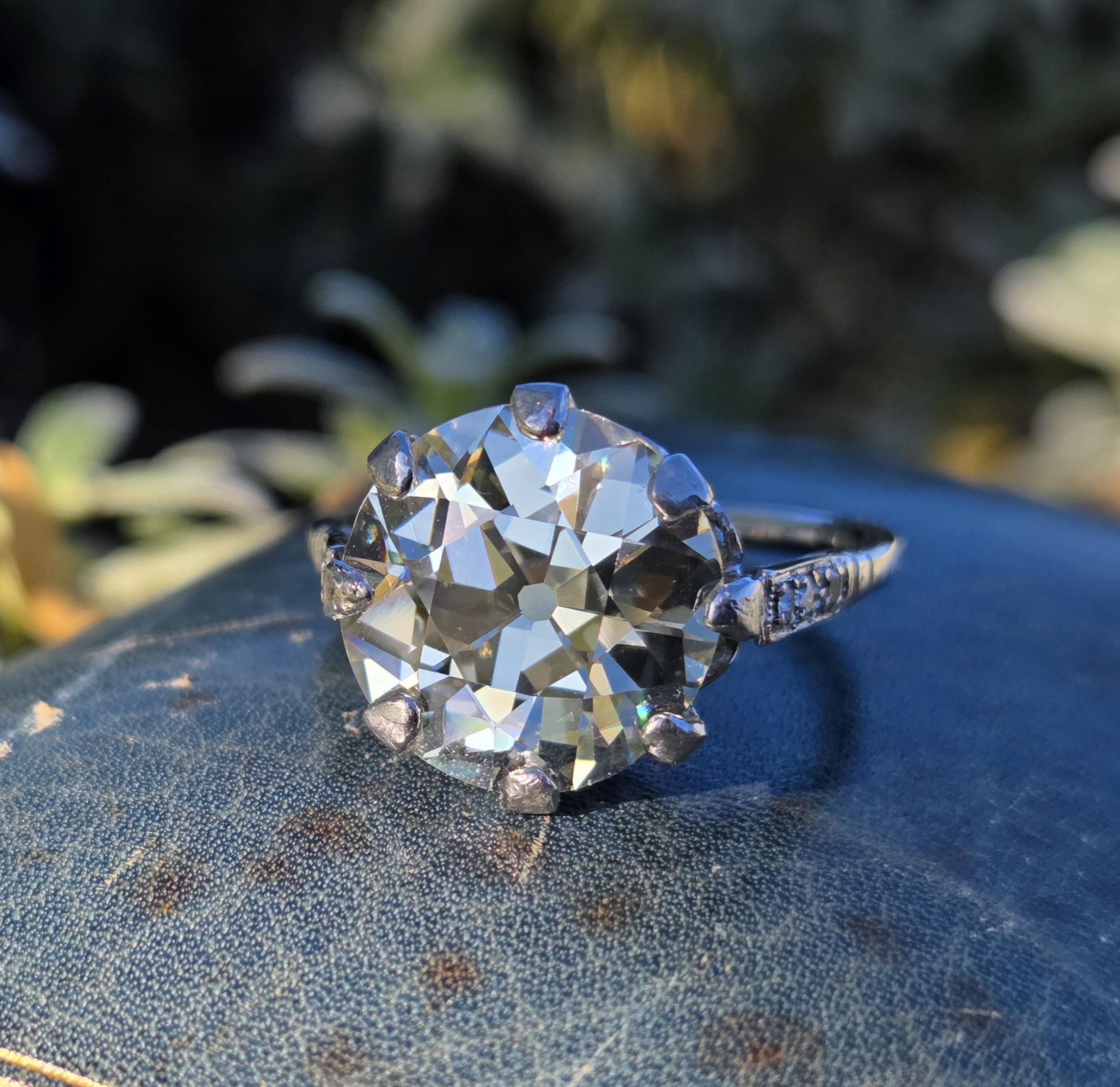 SOLD. A Ring of a lifetime! 6.40ct Old European Cut Solitaire - Image 3