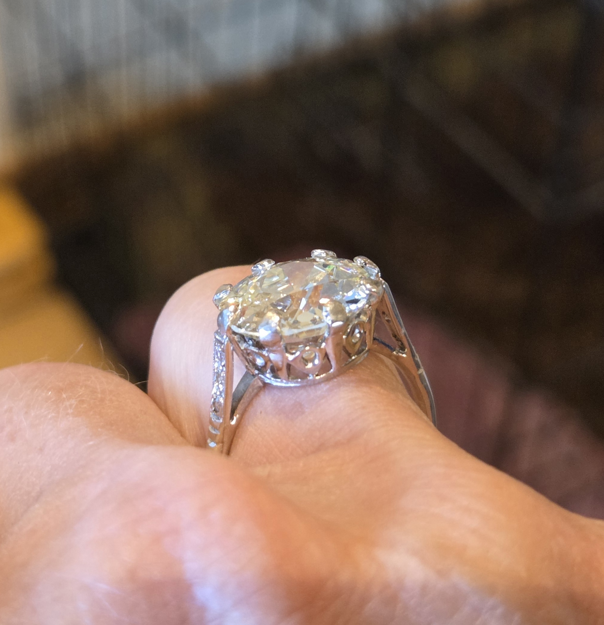 SOLD. A Ring of a lifetime! 6.40ct Old European Cut Solitaire - Image 15