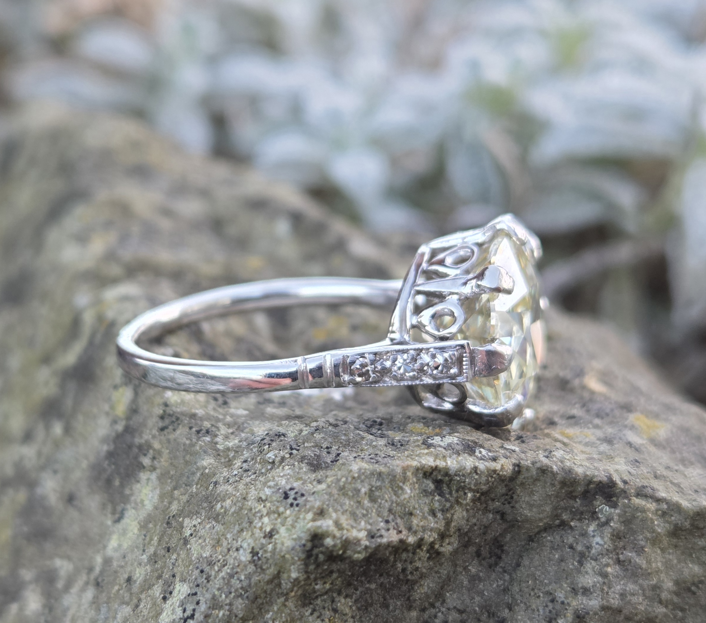 SOLD. A Ring of a lifetime! 6.40ct Old European Cut Solitaire - Image 10