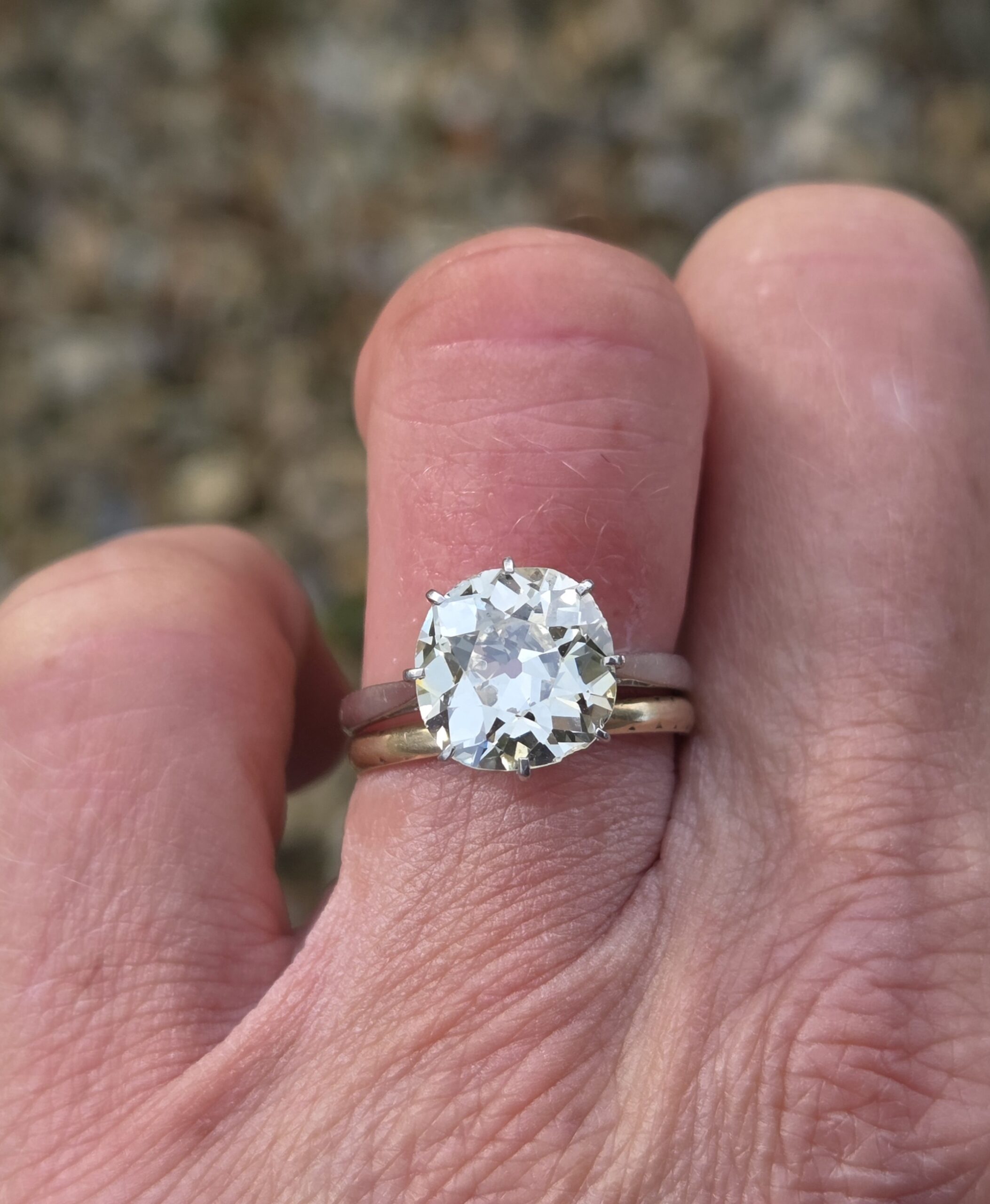 An Exceptional 3ct + Old Cut Diamond Solitaire ring - Image 13