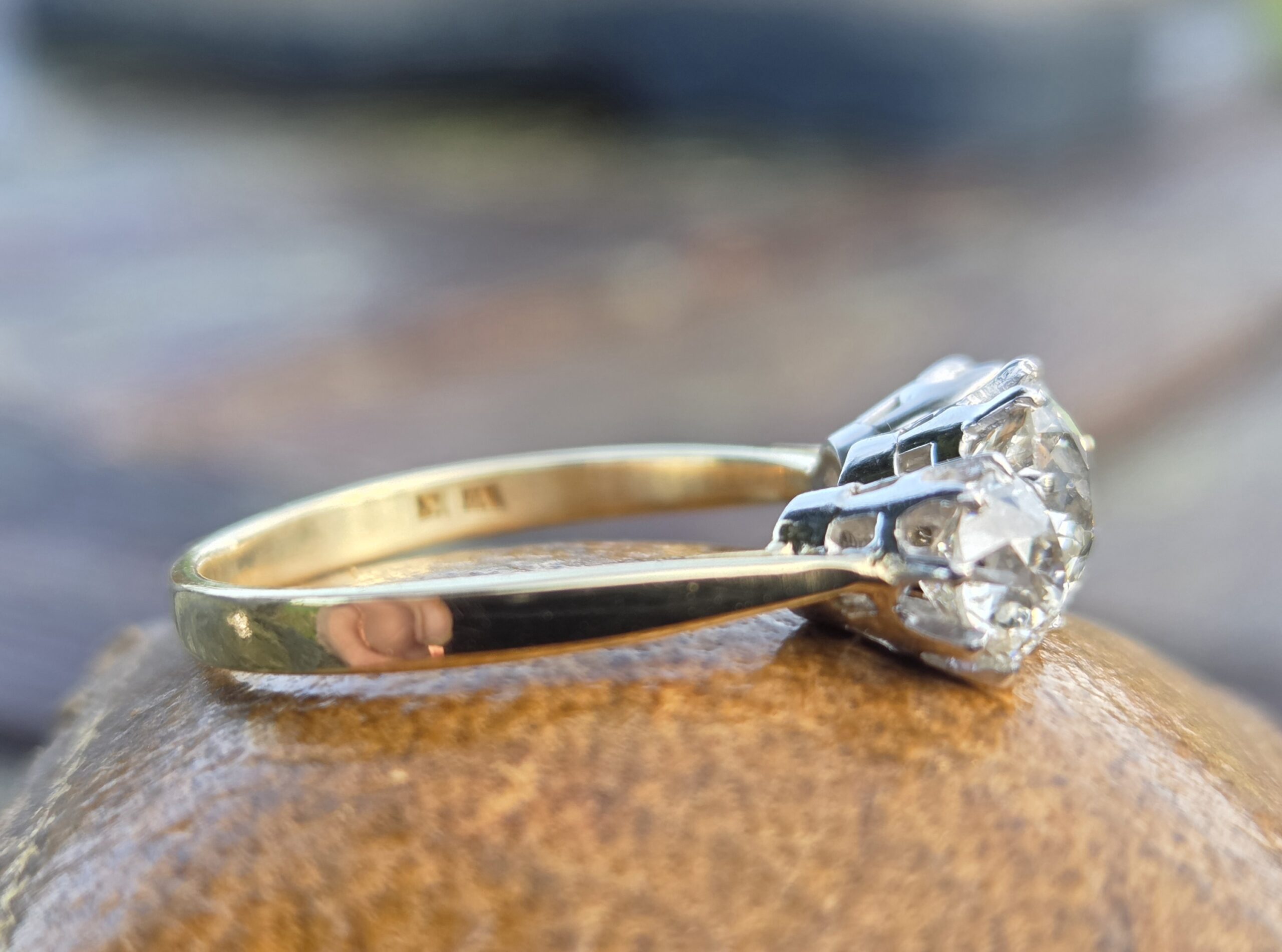 Exceptional 2ct Trilogy/3 stone ring - Image 10