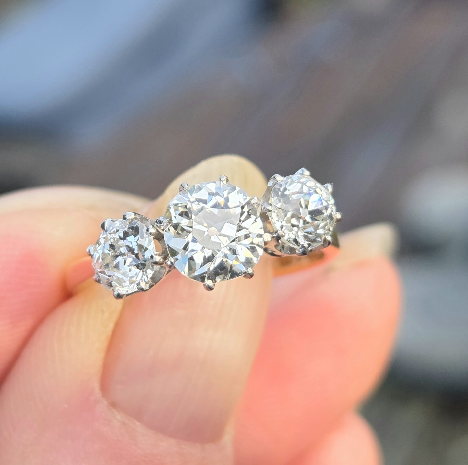 Exceptional 2ct Trilogy/3 stone ring - Image 7