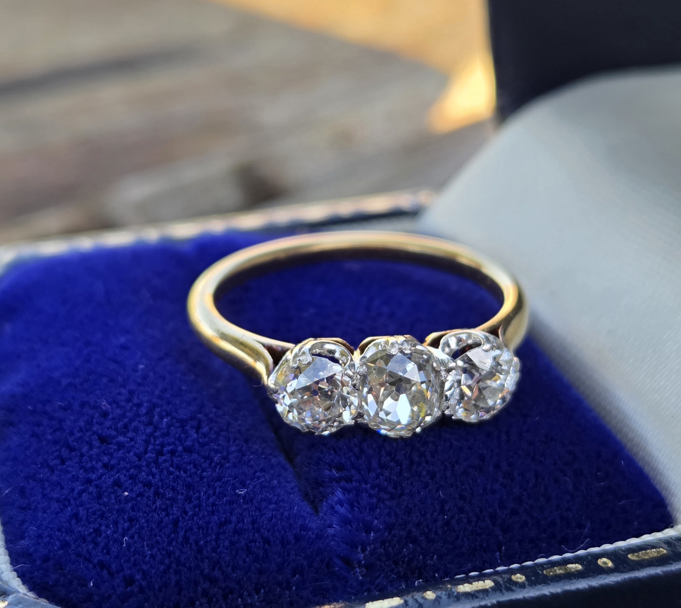 SOLD. Gorgeous Old Mine Cut Trilogy ring - Image 3