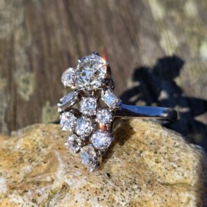 Old Cut Diamond Unique ring!