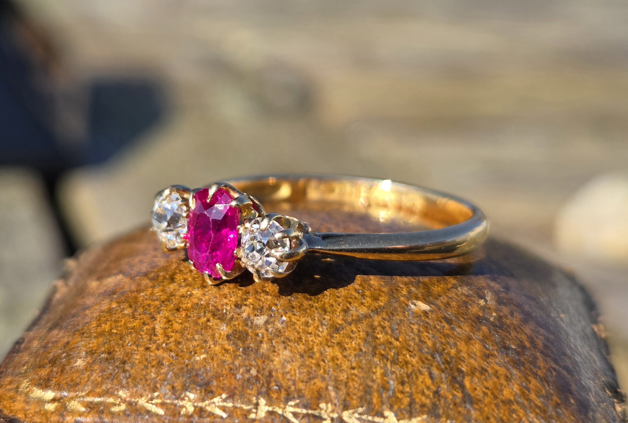Quality!! Burma Ruby and Old Cut Diamond Trilogy ring. - Image 9