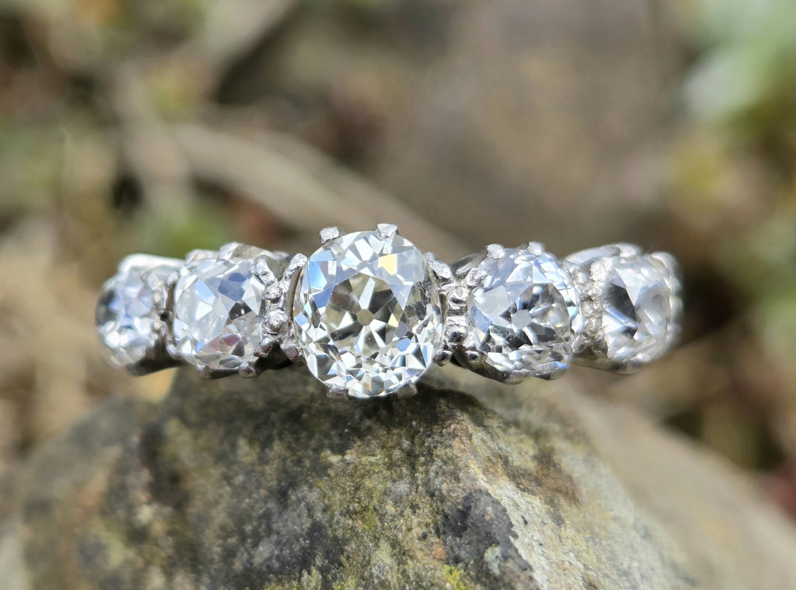 Huge Old Mine Cut Diamond 5 stone ring - Image 4