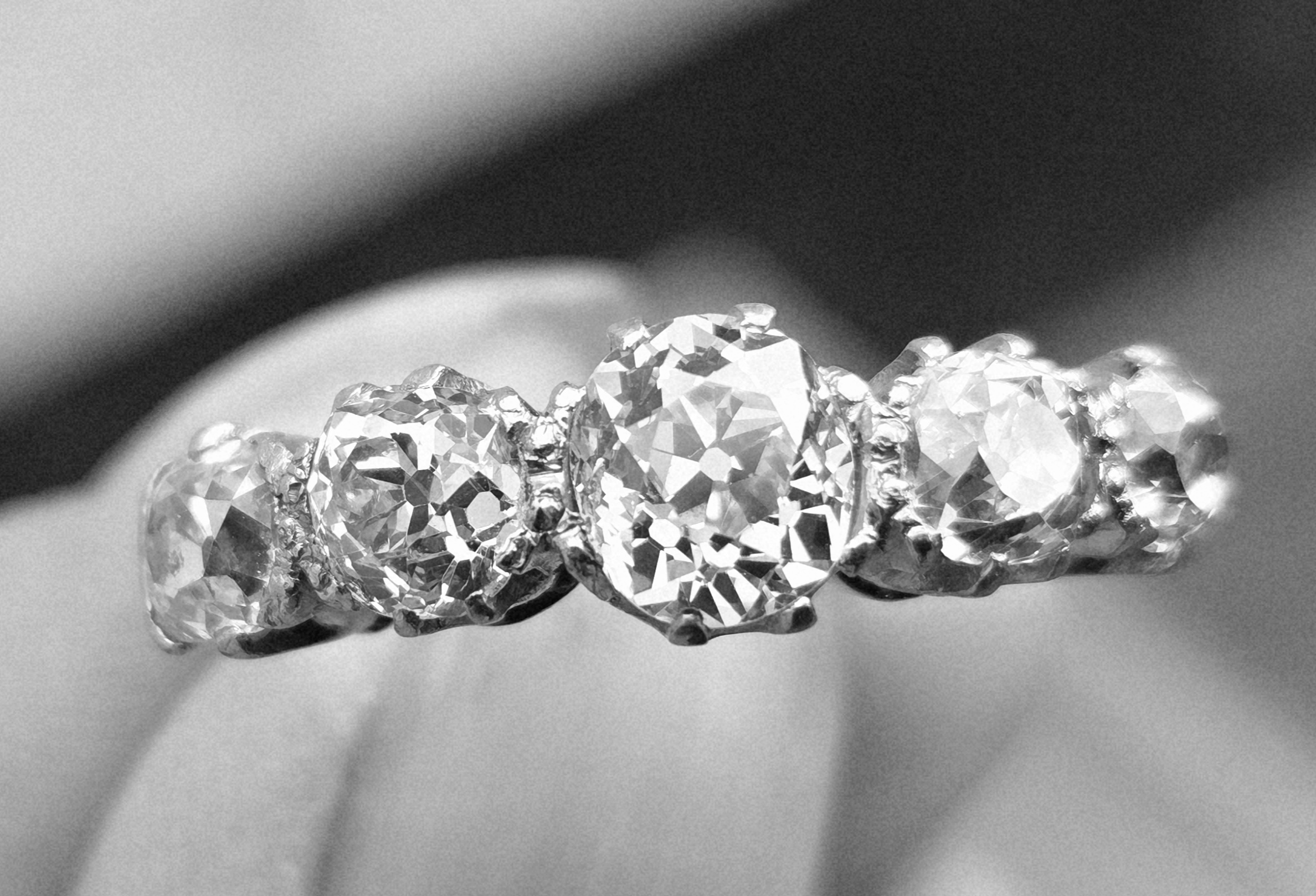Huge Old Mine Cut Diamond 5 stone ring - Image 11