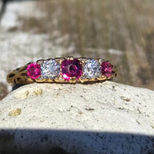 Classic Red Spinel & Old cut diamond 5 stone.