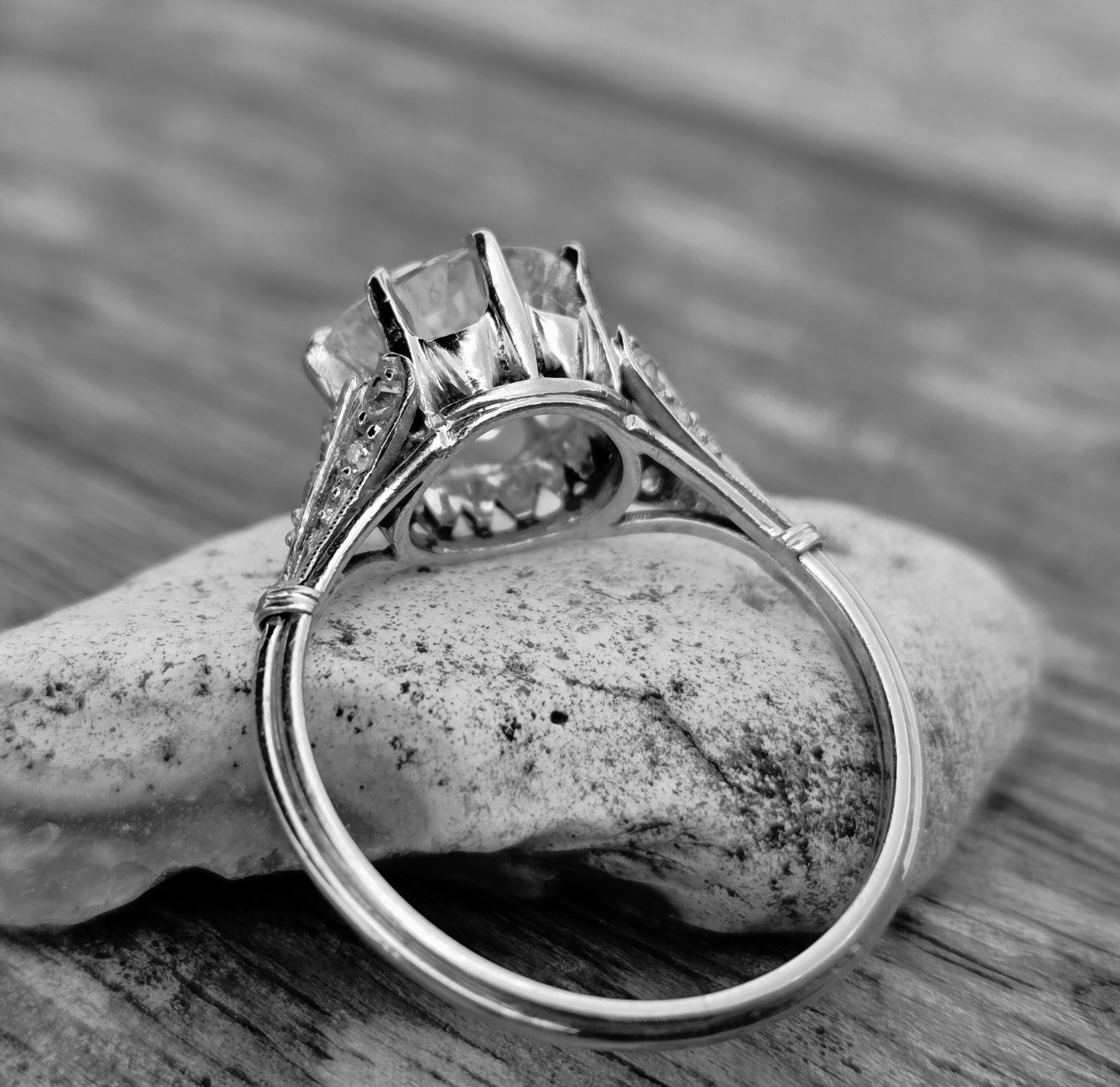 Original 1920s 3ct Old Cut Diamond Solitaire - Image 4