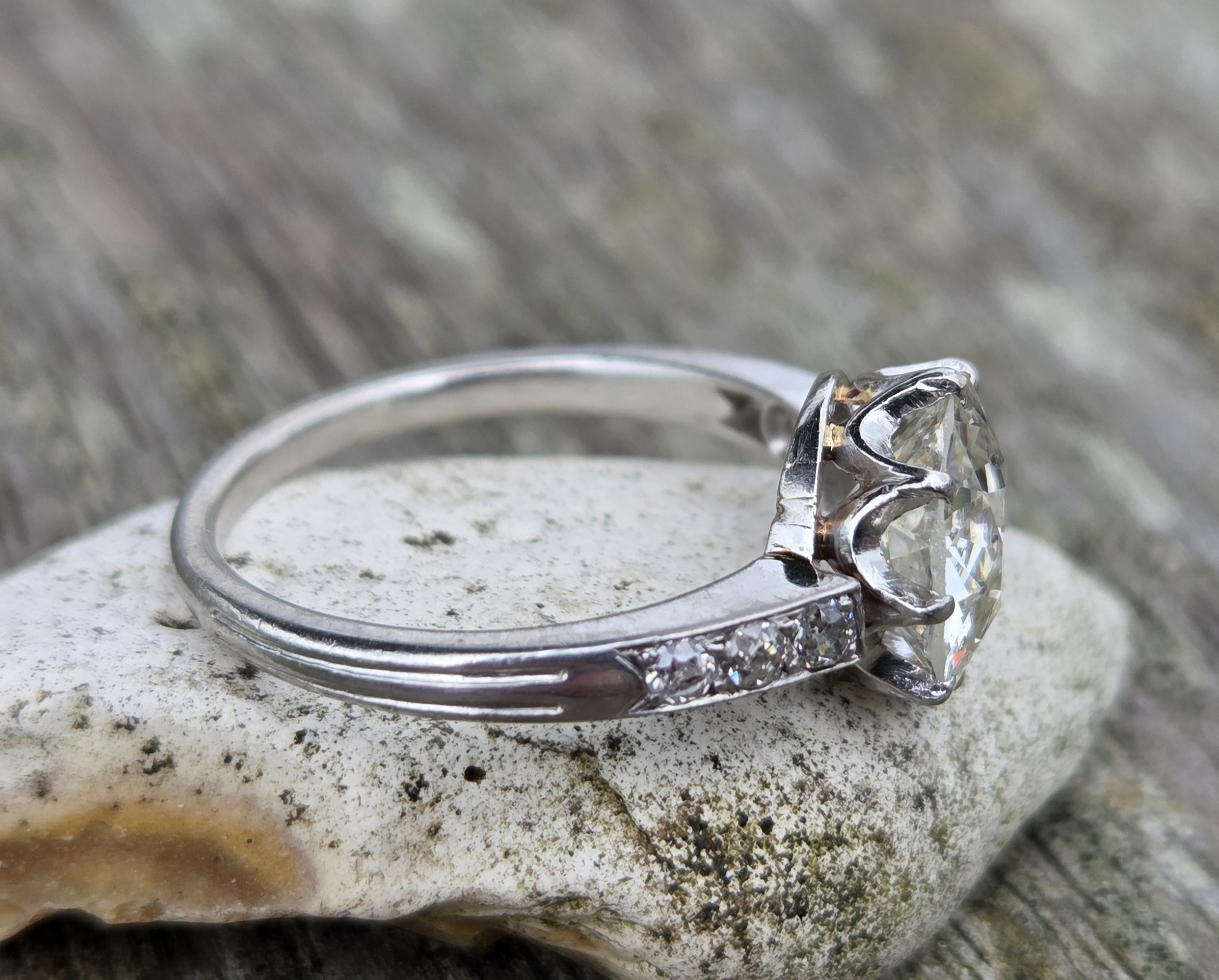 2.50ct Old European cut Diamond Solitaire - Image 2