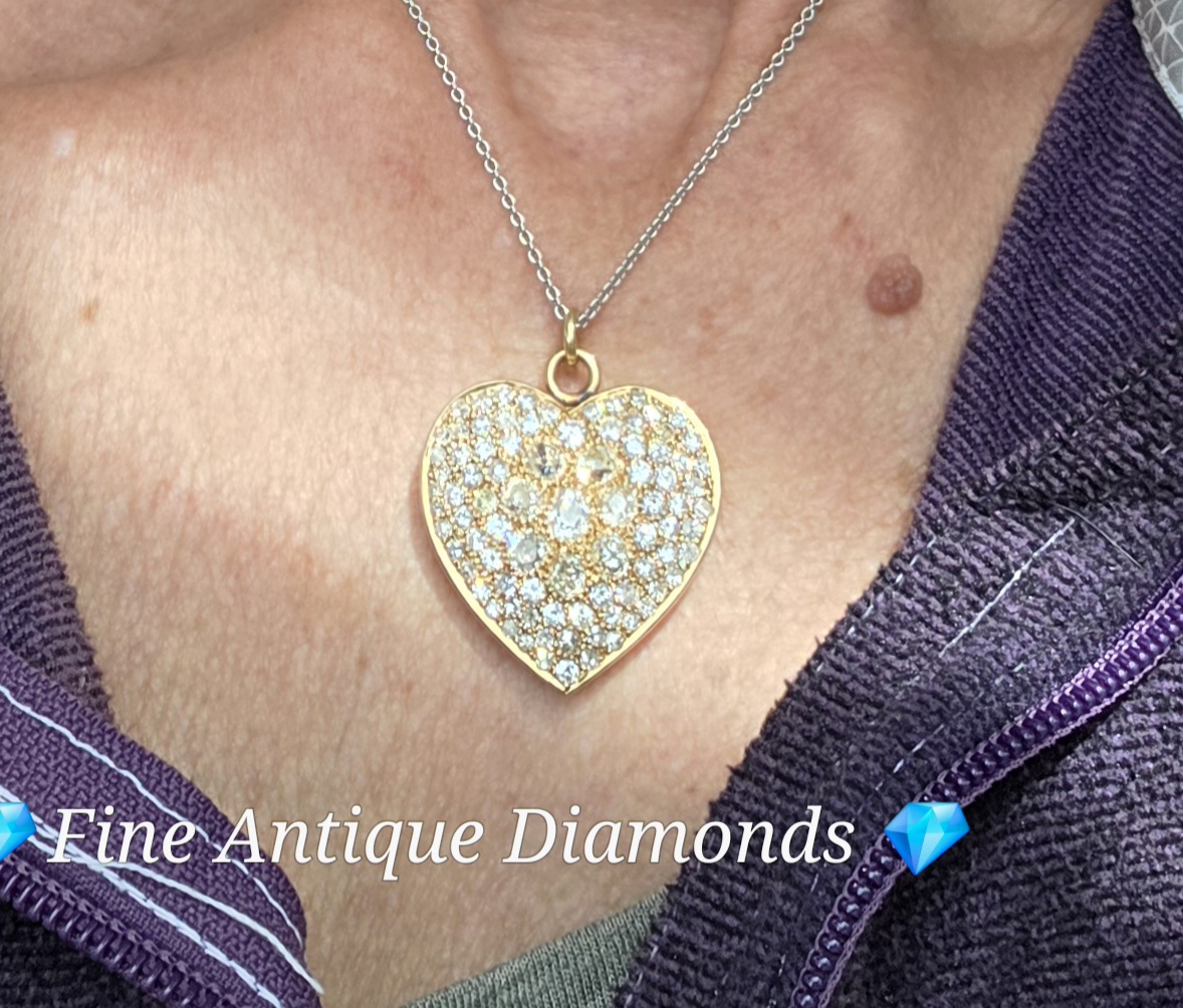 Incredible Old cut Diamond pendant - Image 9